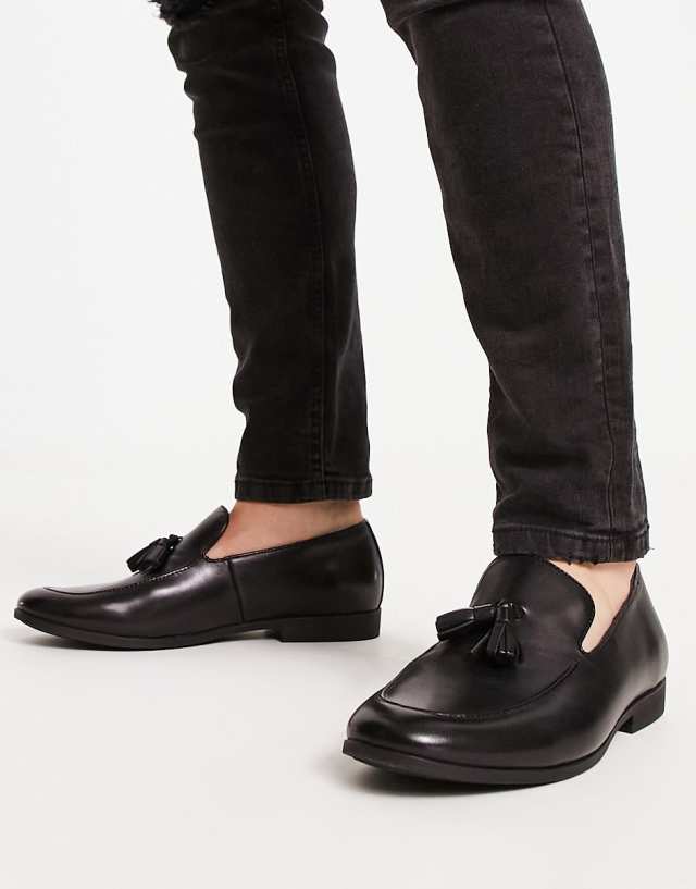 Office manage tassel loafers in black leather