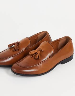 Office manage tassel loafers in tan leather