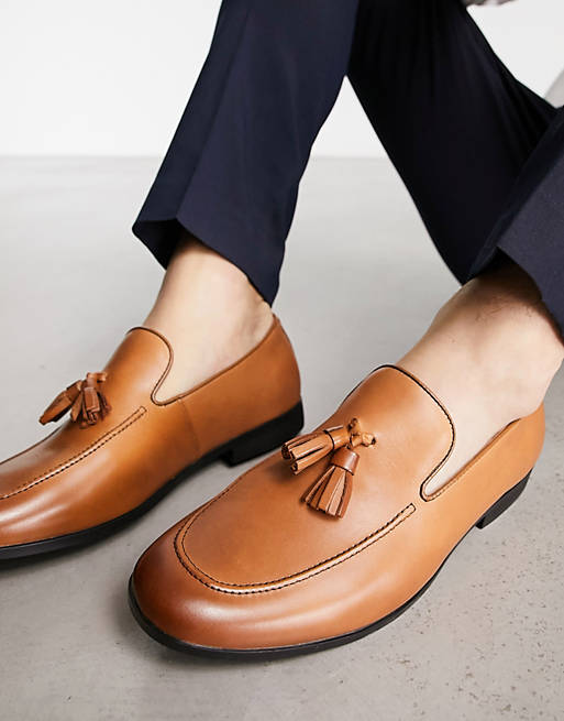 Office Manage tassel loafers in tan leather