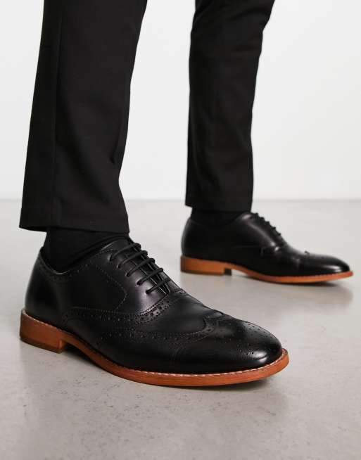 Brogue Detailing Shoes - Black