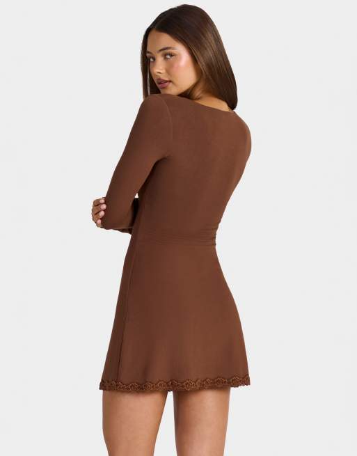 Oh Polly abito mini svasato in modal con bordo in pizzo color cioccolato, 4 di 4