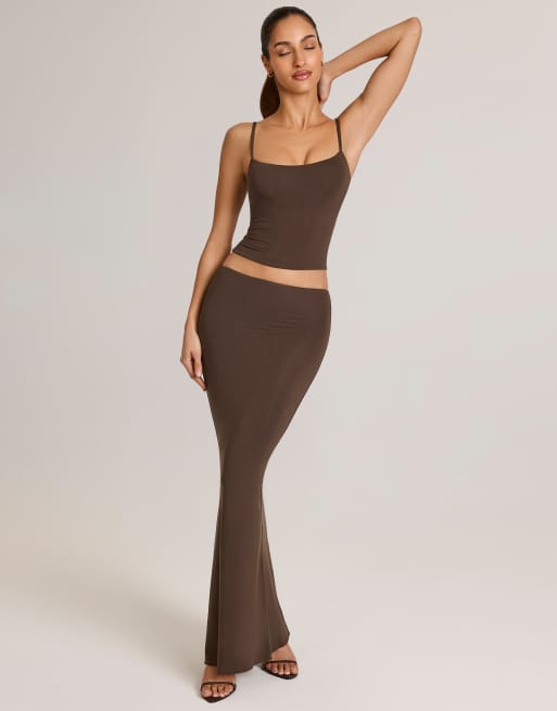 Oh Polly Avenley jersey low rise maxi skirt co-ord in chocolate brown, 2 of 4