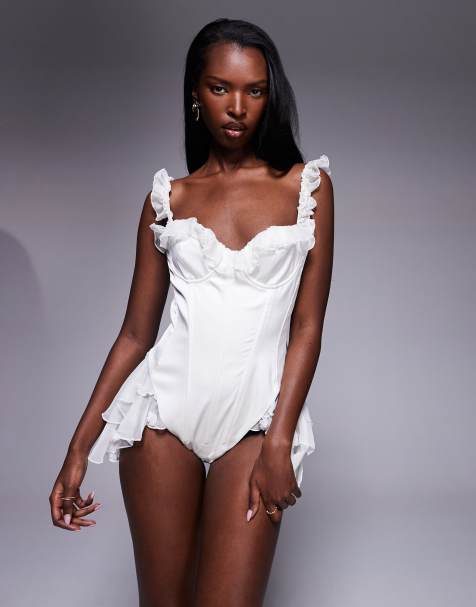 Oh Polly Caelie 3D floral applique ruffle playsuit in white - view 1