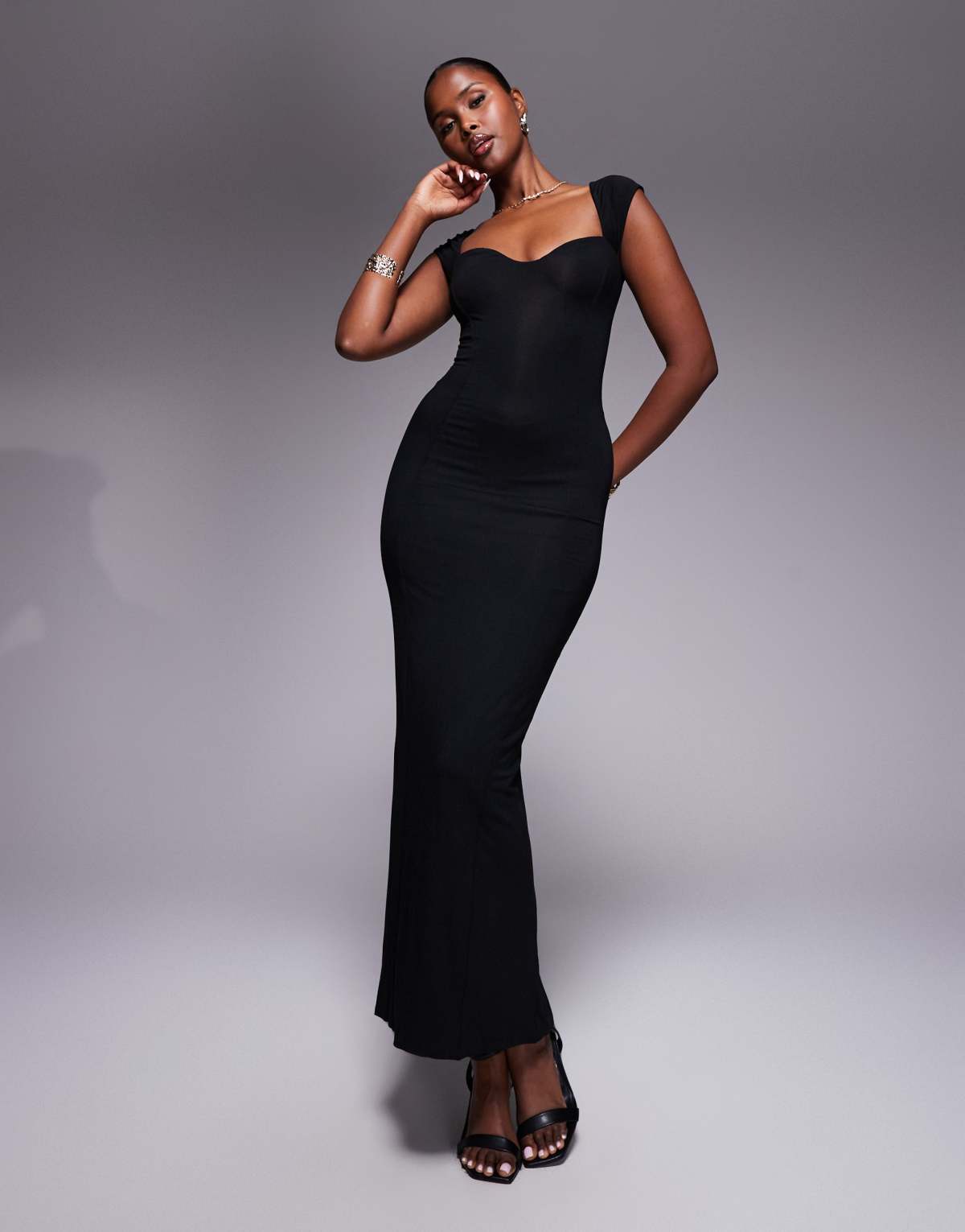 Oh Polly Dolcezza sweetheart midaxi dress in black