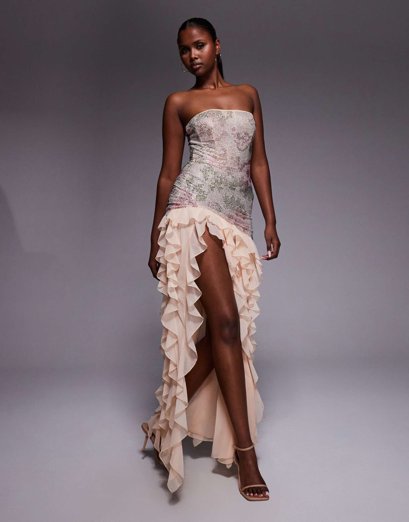 Макси-платье Oh Polly с откинутым подолом и исправленной посадкой розового цвета