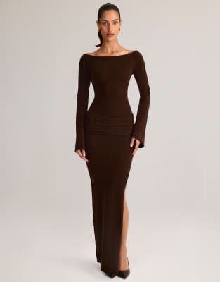 Oh Polly - Isay - Robe longue en maille à manches longues et encolure bateau - Chocolat-Brown