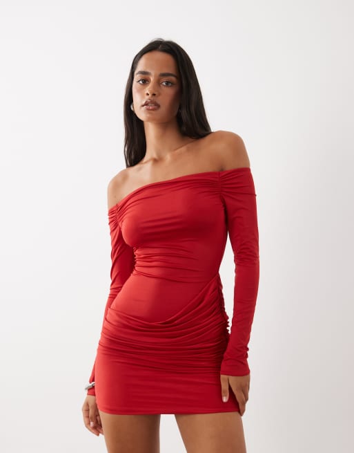 Oh Polly mini dress con spalle scoperte e dettaglio drappeggiato rosso, 1 di 4