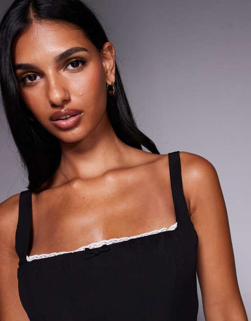 Oh Polly – Minikleid in Schwarz mit eckigem Ausschnitt und kontrastierender Schnürbordüre, 3 von 4