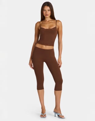 Oh Polly Modal Low Rise Capris In Brown