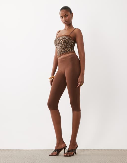 Oh Polly modal top met peekaboo en gerimpeld detail in luipaardprint, 2 van 4