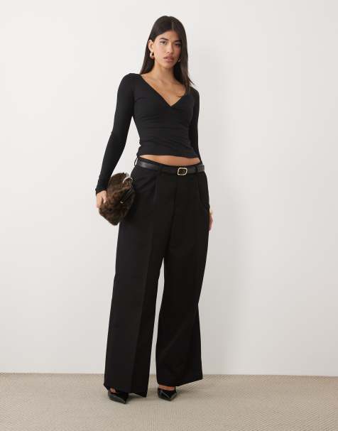 Oh Polly plunge v-neck long sleeve top in black - view 1