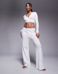 [Oh Polly] Oh Polly relaxed lounge pants in white (part of a set) S White