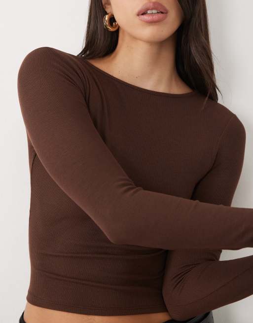 Oh Polly ribbed modal boat neck ruched top in chocolate, 4 of 4