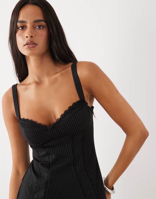 Oh Polly robe courte à détail corset et bordure en dentelle noire, 3 de 4