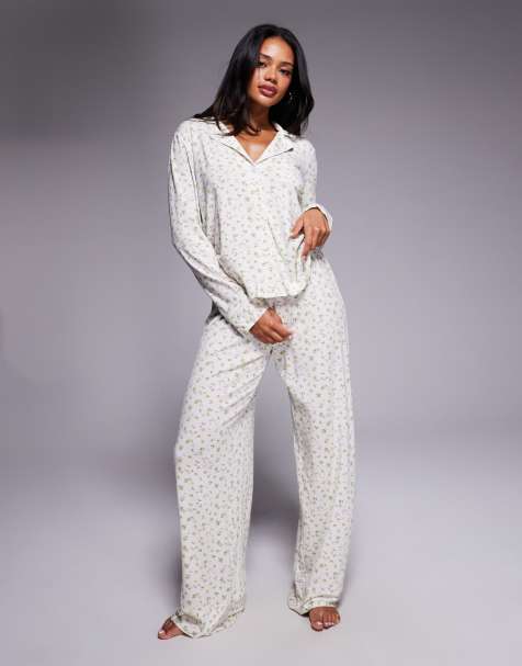 Oh Polly wide leg pyjama trouser co-ord in lemon print - view 1