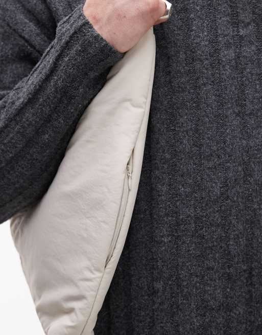 新品未使用OLENDオレンド NICO BAG サンド Olend Nico large nylon shoulder bag in sand | ASOS