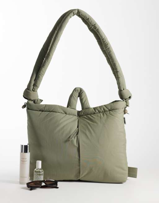 OLEND - Ona - Grote zachte multiwear crossbody tas van nylon in saliegroen, 2 van 4