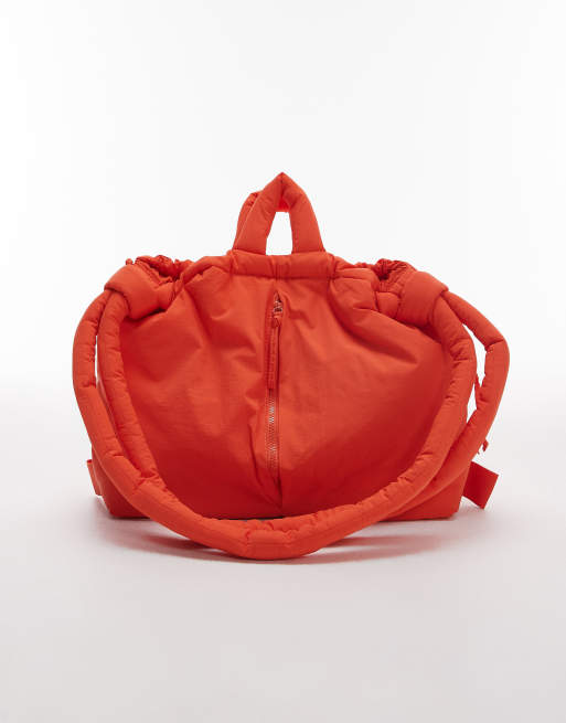 Ölend - Ona - Koralfarvet, stor og multifunktionel crossbody-taske i blød nylon, 4 af 4