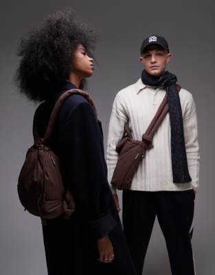 ÖLEND - Ona - Sac bandoulière multipositions en nylon souple - Marron chocolat