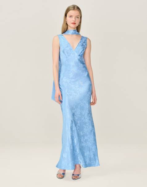 Omnes Accessories scarlett floral jacquard occassion neck scarf in powder blue in blue - view 1