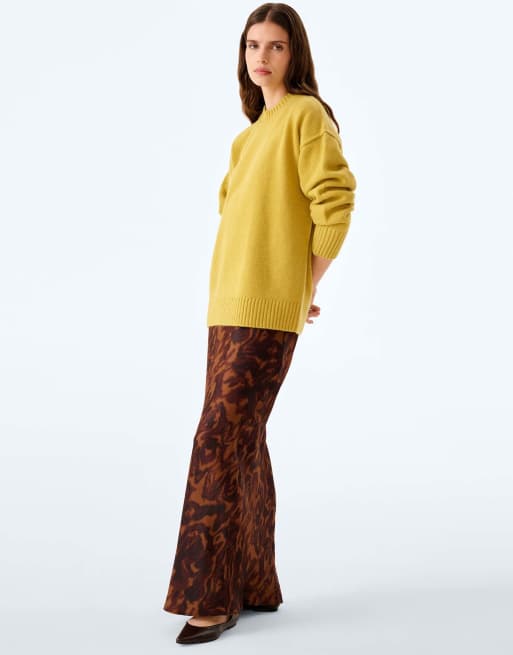 Omnes Clementine jumper in chartreuse in chartreuse, 3 of 6