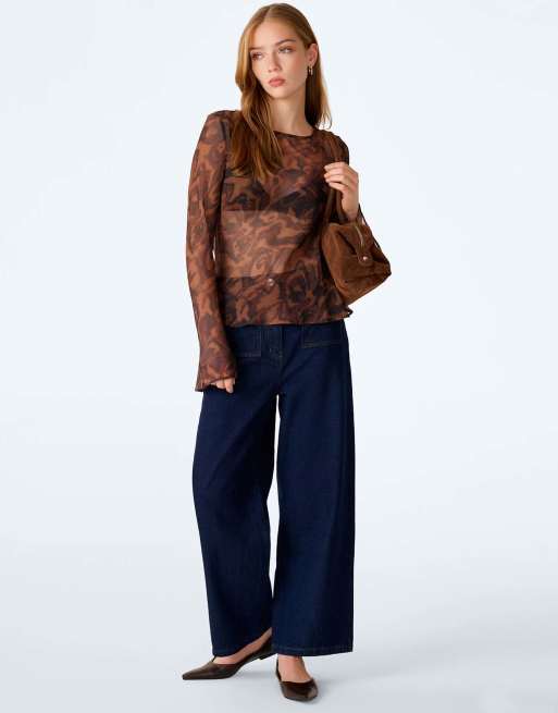 Omnes Denver top in woodgrain print, 2 of 6