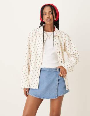 Omnes Floral Spread Collar Magnus Jacket In White