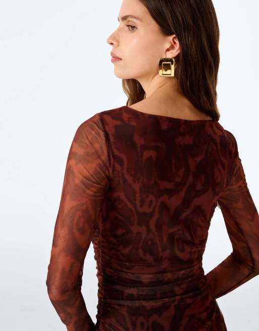 Omnes hollis maxi dress brown in woodgrain print, 6 of 7