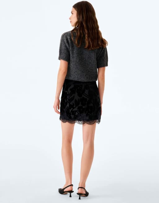Omnes Rhya skirt in black devore, 2 of 6