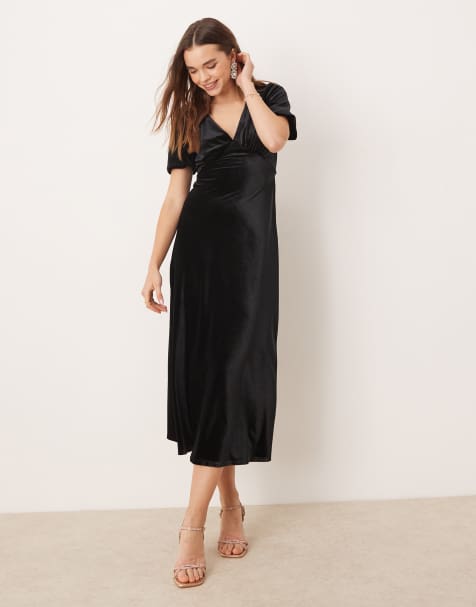 OMNES Rosie Velvet Dress in black 