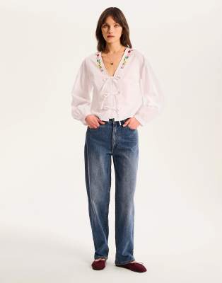 Omnes Tie Fastening V-neck Shirt In White