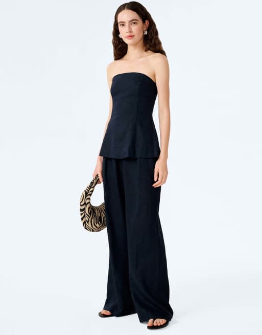 Omnes Tops etta top structured strapless linen top in black, 2 of 4