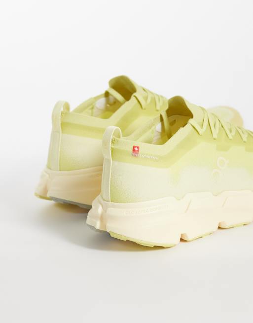 On baskets d’extérieur Cloudsoma jaunes, 2 de 5