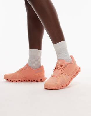 ON - Cloud 6 - All-Day-Sneaker in Koralle-Orange