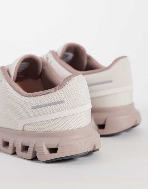 ON Cloud 6 baskets en marron clair, 2 de 5