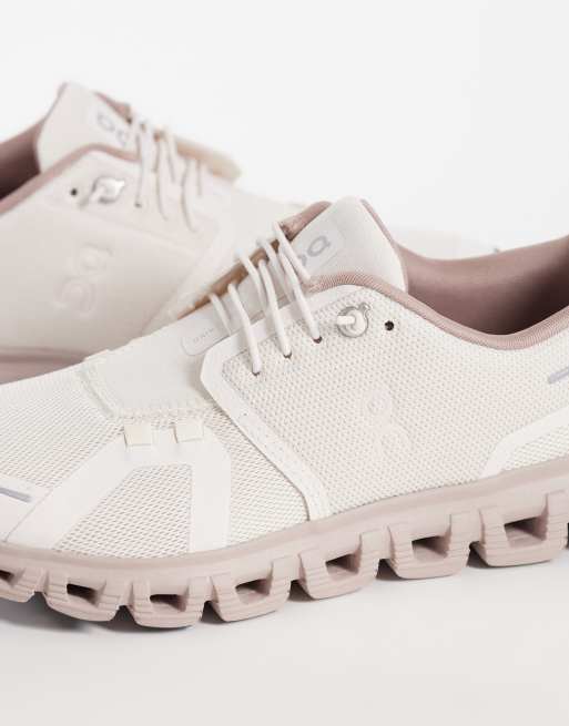 ON Cloud 6 baskets en marron clair, 4 de 5