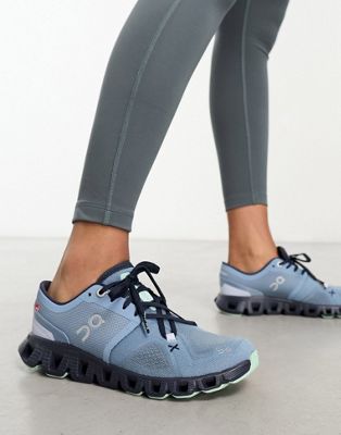 ON Cloud X 3 running trainers in blue