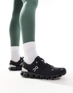 ON Cloud X 3 training trainers in black