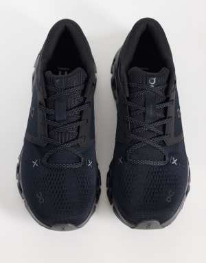 ON Cloud X 5 training trainers in black