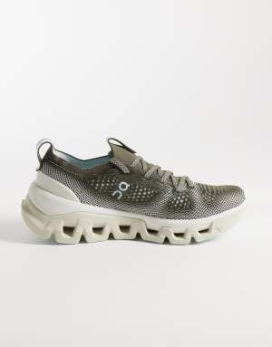 ON Cloud X Tempo training trainers in brown and white