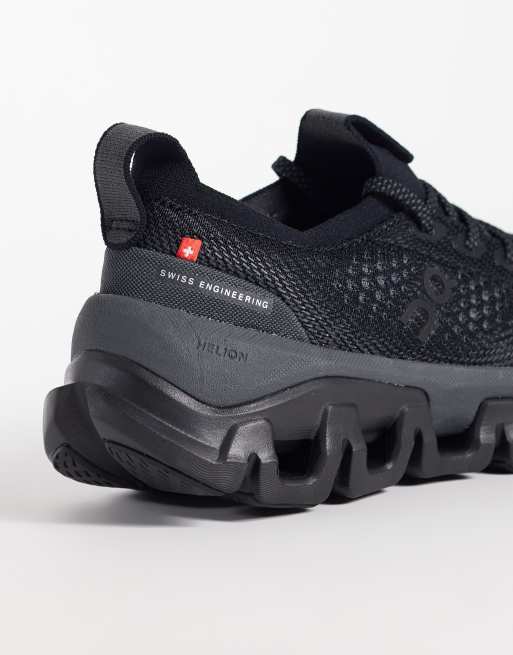ON Cloud X Tempo träningsskor i triple black, 4 av 5
