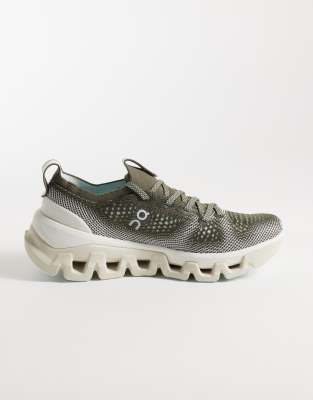 ON Cloud X Tempo zapatillas de entrenamiento marrones y blancas