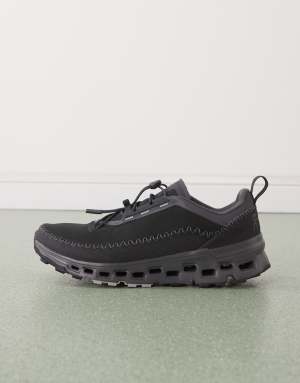 ON Cloudaway 2 trail running trainers in black