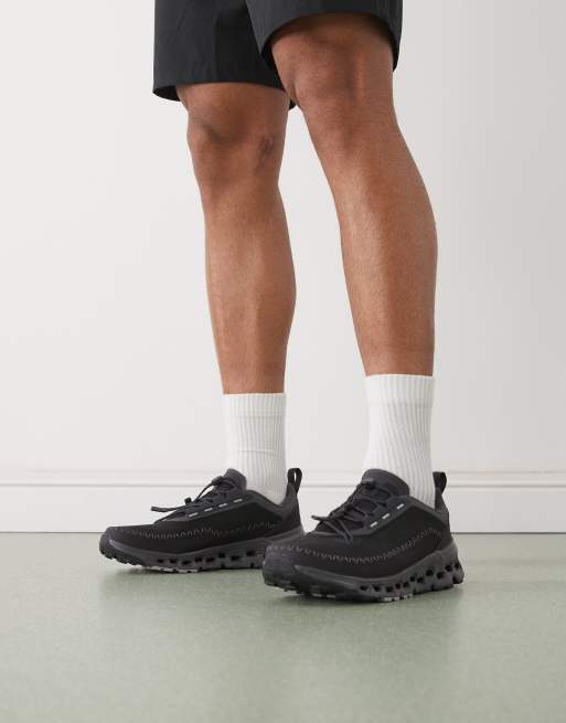 ON Cloudaway 2 trail running trainers in black, 4 of 5
