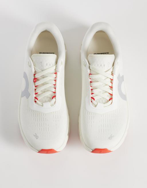 ON Cloudmonster 1 running trainers in white and green, 2 of 5