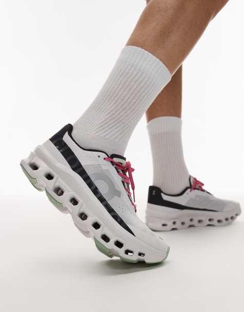 ON - Cloudmonster - Hvide og sorte løbesneakers - view 1