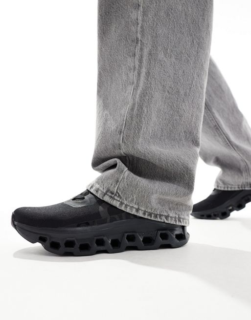 On - Cloudmonster - Løbesneakers helt i sort