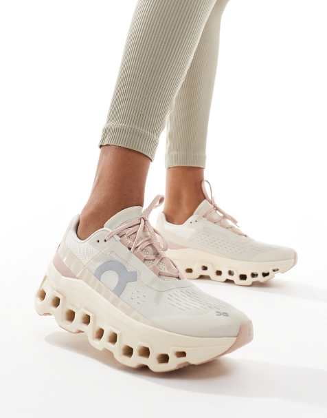 ON Cloudmonster running trainers in pink - view 1