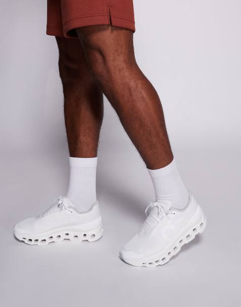 ON - Cloudmonster Void - Hvide løbesneakers - view 1