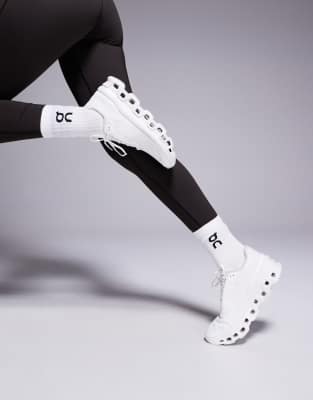 ON - Cloudmonster Void - Lauf-Sneaker in Weiß